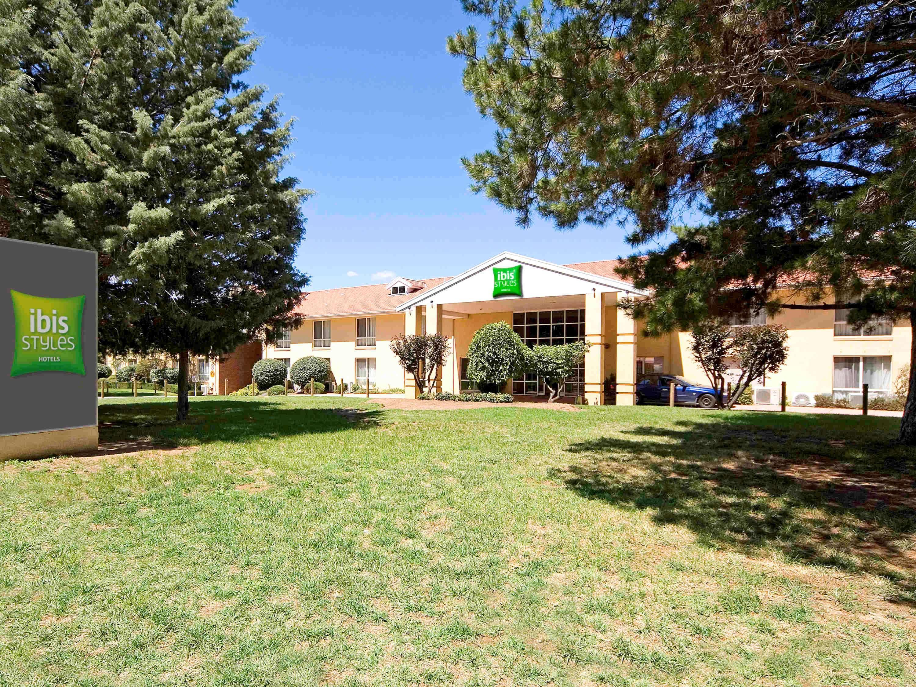 Ibis Styles Canberra Exterior photo