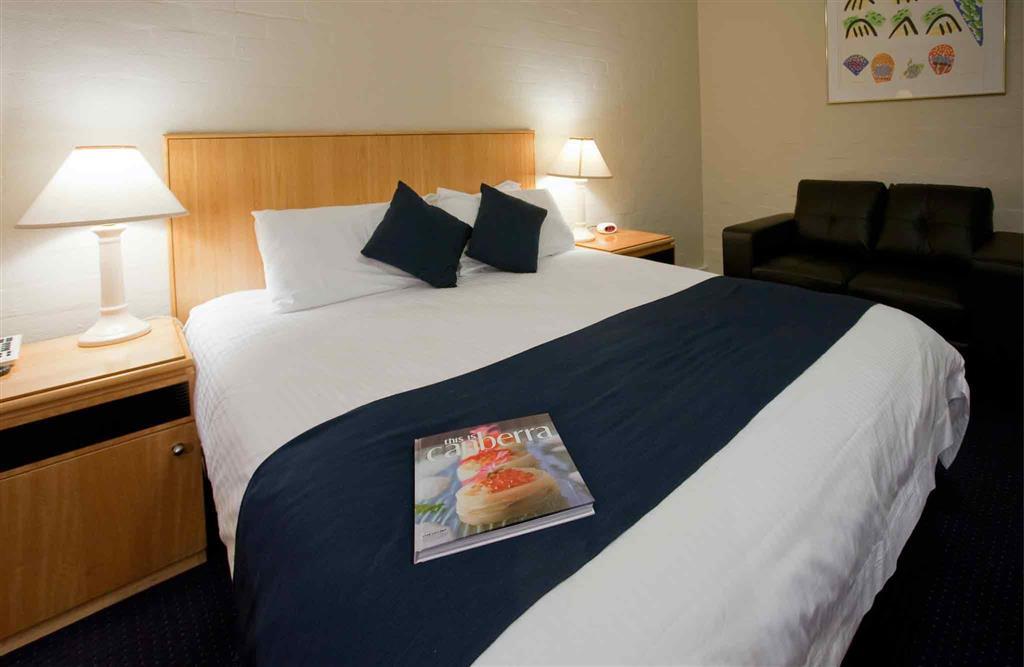 Ibis Styles Canberra Exterior photo